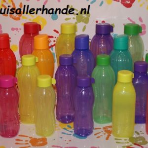 Tupperware bekers en flessen