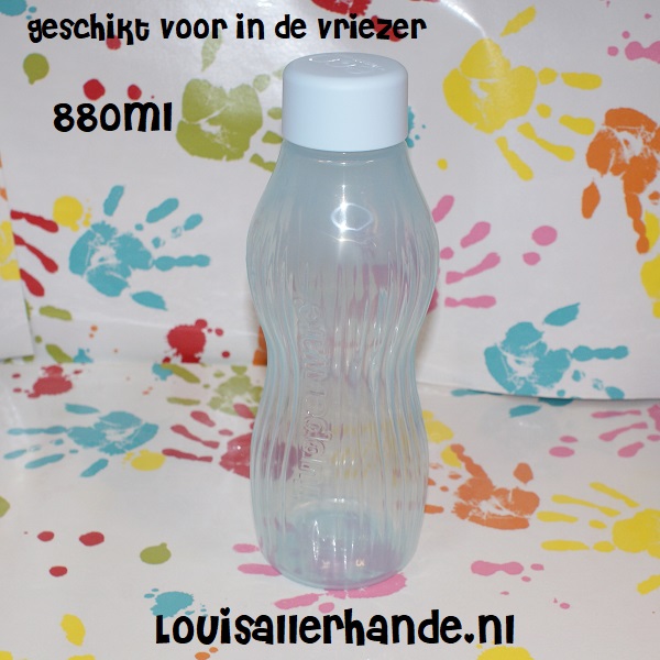 Reageer dikte door elkaar haspelen Tupperware XtremAqua eco fles 880ml licht blauw met draaidop (vriezer  bestendig ) - Louis Allerhande